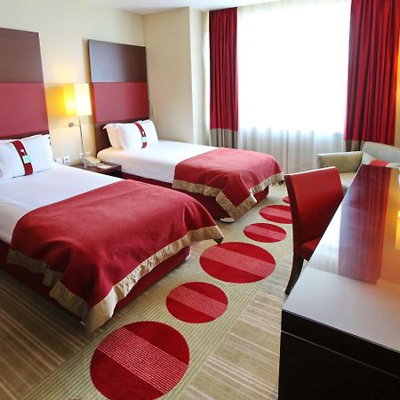 Crowne Plaza Sofia By Ihg Hotel Ngoại thất bức ảnh