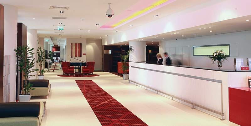 Crowne Plaza Sofia By Ihg Hotel Ngoại thất bức ảnh
