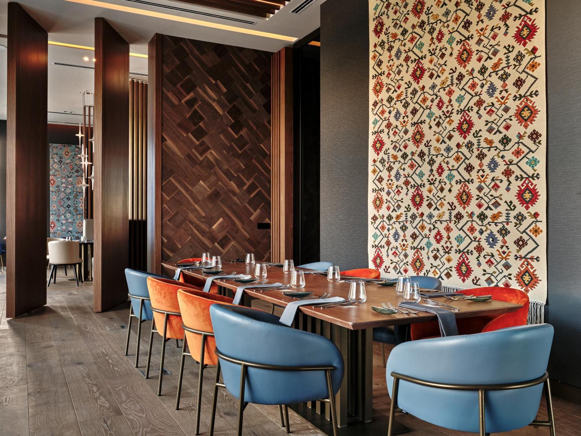 Crowne Plaza Sofia By Ihg Hotel Ngoại thất bức ảnh