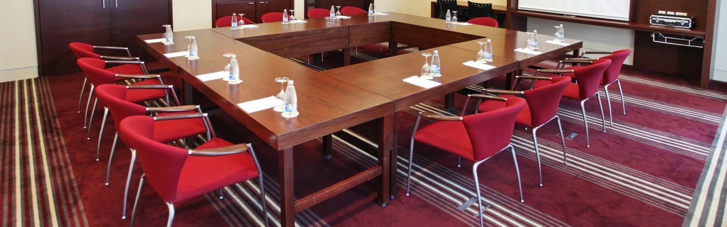 Crowne Plaza Sofia By Ihg Hotel Ngoại thất bức ảnh